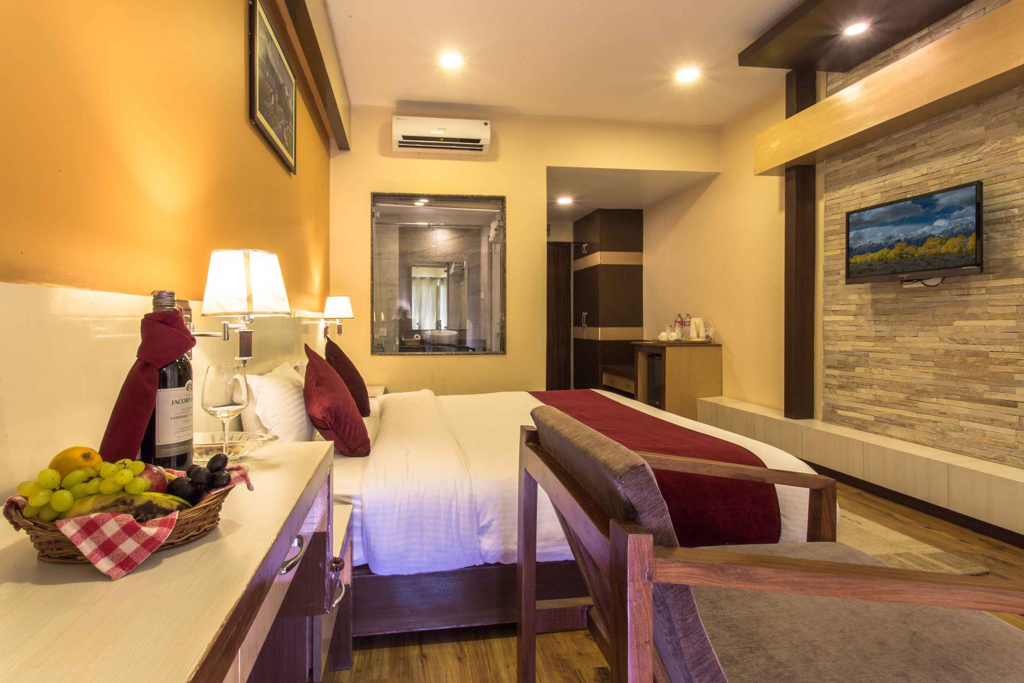 Hotel Queens Park - Image